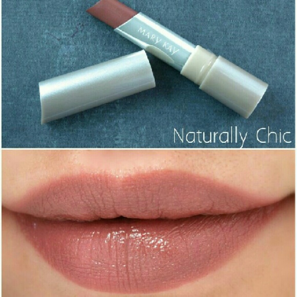 Mary Kay velvet lip creme in Naturally Chic