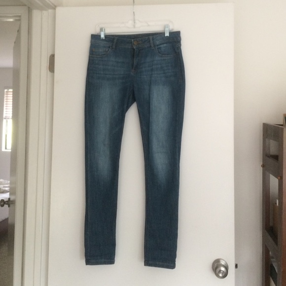Skinny Jeans from Stitchfix size 28.
