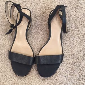 lands end black ankle strap sandal. Size 7.5