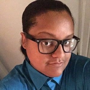 Meet your Posher, Annette