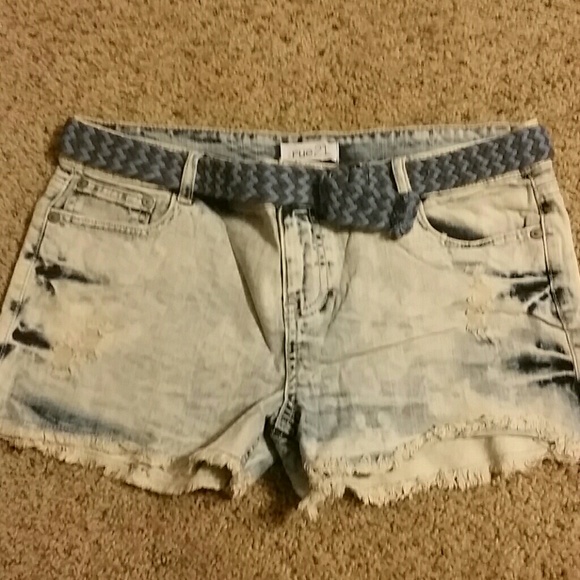 Rue 21 light wash shorts! NWOT.