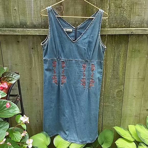 Pretty embroidered denim dress