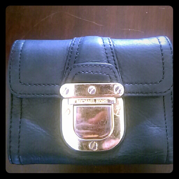 Michael Kors wallet
