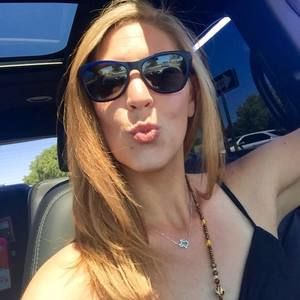 Meet your Posher, Deanna
