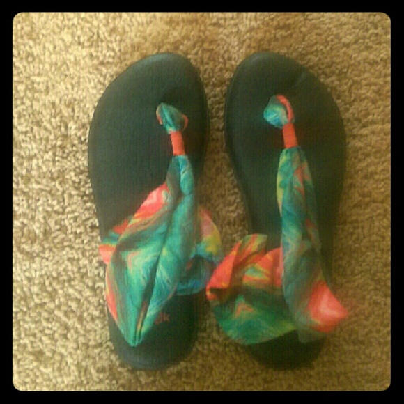 Sanuk Yoga sling sandals