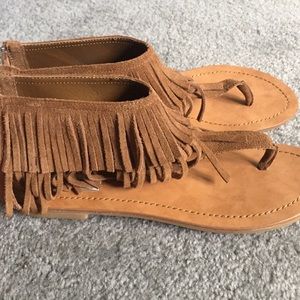 Steve Madden Brown Sandals!