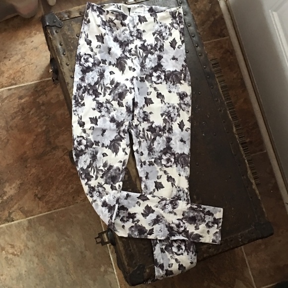 High waist super skinny stretch jeans by LA Hearts