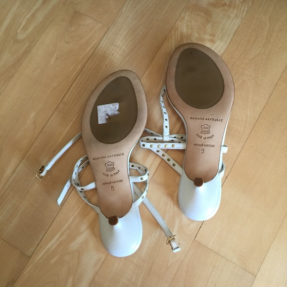 Shoe - Picture 4 of 5