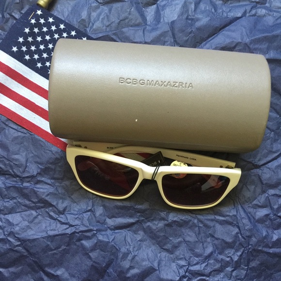 New BCBG white sunglasses