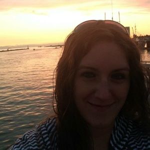 Meet your Posher, Jenny