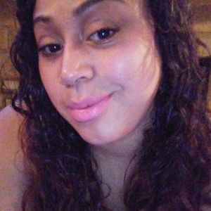 Meet your Posher, Alma