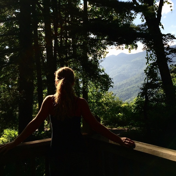 Meet your Posher, Keri - Picture 3 of 3