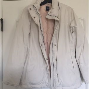 Gap puffer jacket