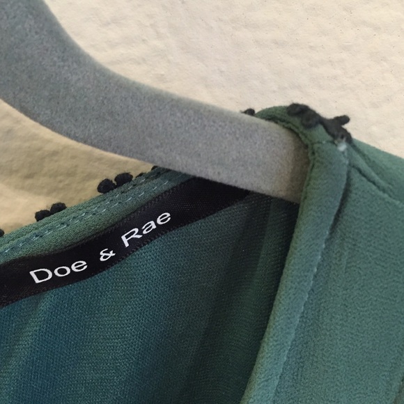 Doe & Rae size small dress - Picture 3 of 4