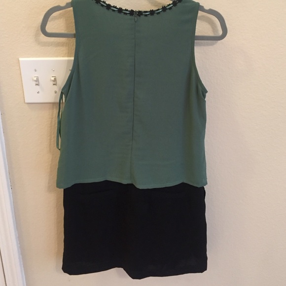 Doe & Rae size small dress - Picture 4 of 4