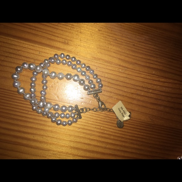Chan Luu grey pearl bracelet