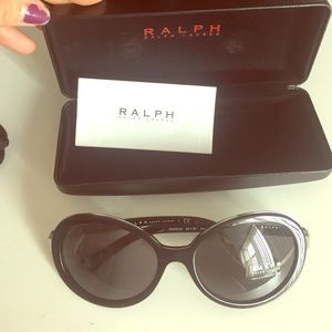 RALPH  RALPH Lauren Sunglasses