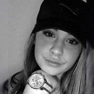 Meet your Posher, Savannah