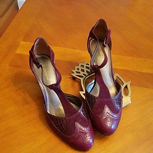 TStrap 3" Heels Liz Claiborne