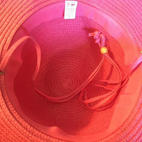 ❗️SOLD❗️Floppy Summer Hat - Picture 3 of 4