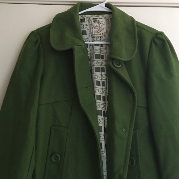 Tulle green wool coat size XL