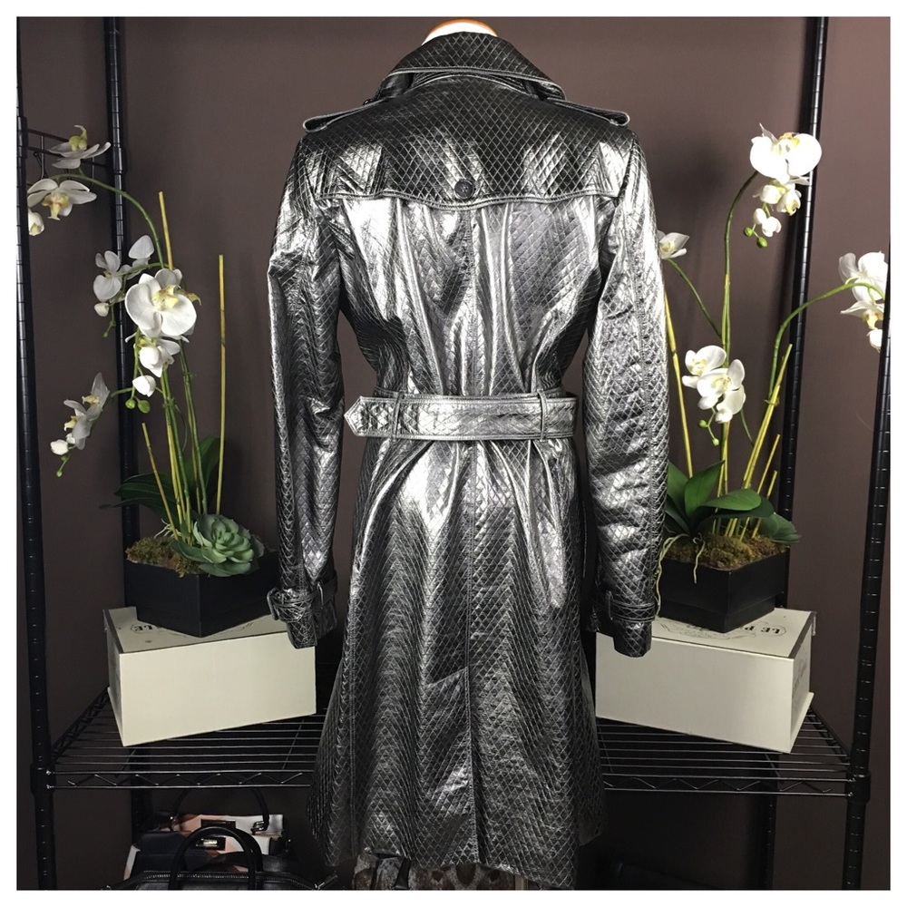 RARE BURBERRY SILVER METALLIC LEATHER COAT - Picture 2 of 6