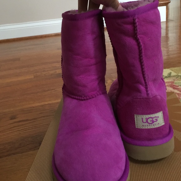 PINK UGGS - Picture 2 of 2
