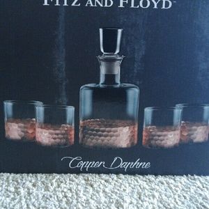 Fitz and Floyd 5 piece decanter and glass set