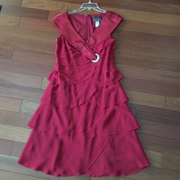 Red party, cruise dress