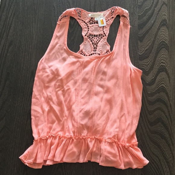 Tops - Peach lace racer back top