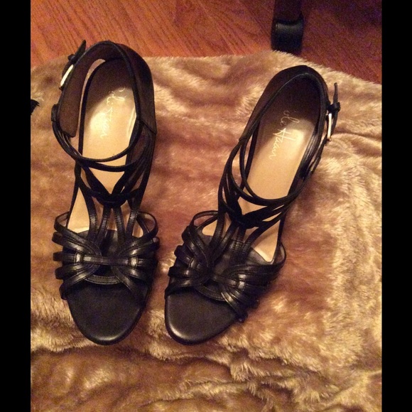 Cole Haan Sandal w/ heels