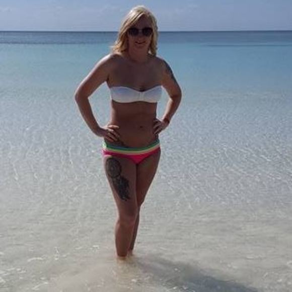 Meet your Posher, Dixie