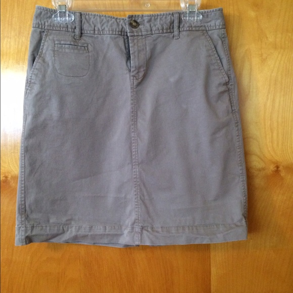 Old Navy Taupe Skirt