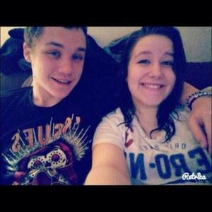 Meet your Posher, Alyson