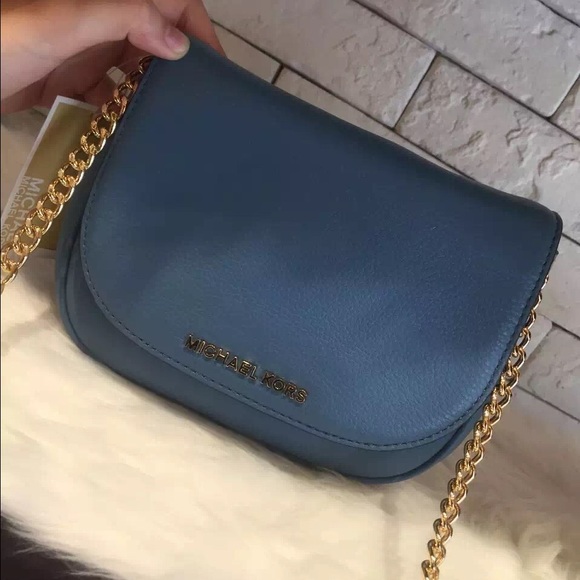 Michael kors cross body bag - Picture 2 of 3