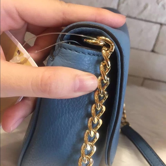 Michael kors cross body bag - Picture 3 of 3