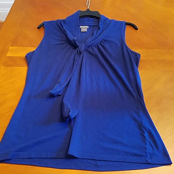 Bow tie Top
