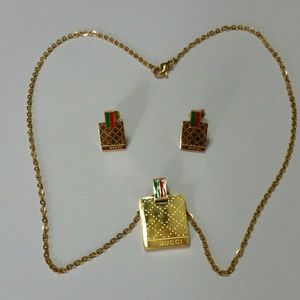 Gucci set earrings and necklace