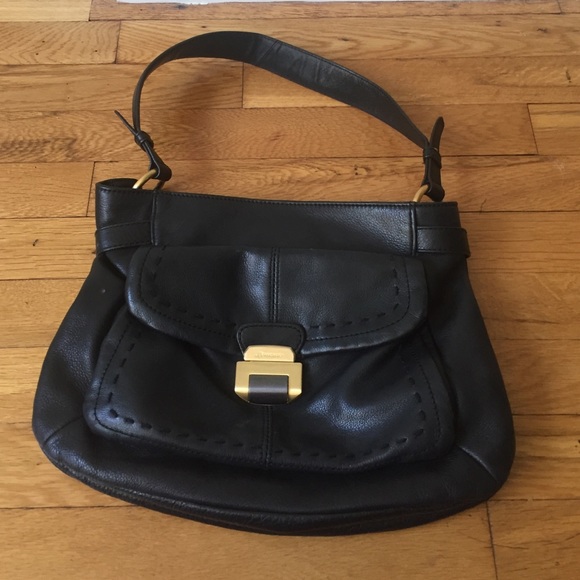 B. Makowsky 100% leather shoulder bag.