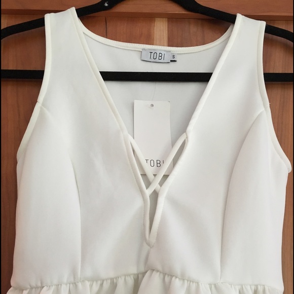 White Criss Cross Tobi Dress - Picture 1 of 3