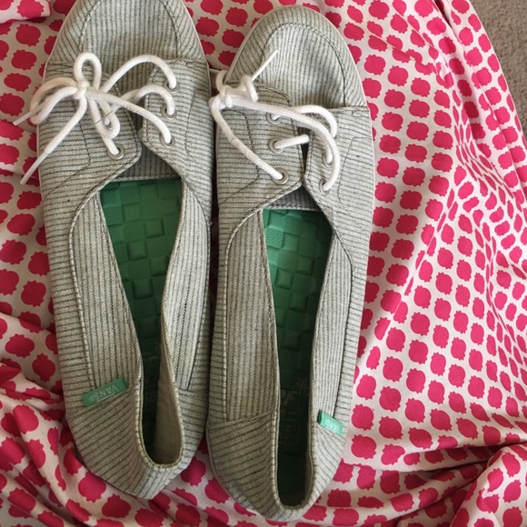 Vans Shoes - Vans surf shoes size 9