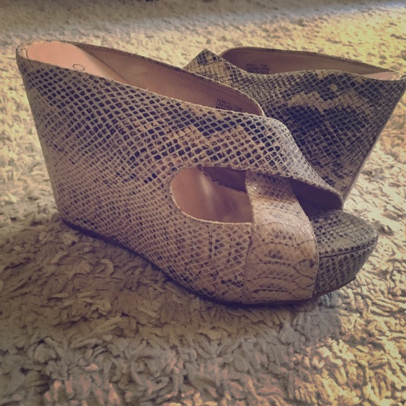 ⚡️SALE: On Call by OR Snakeskin Leather Platforms