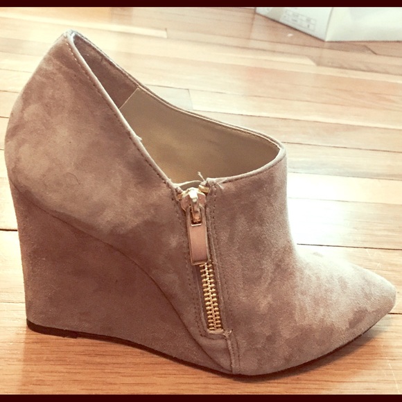 jessica simpson wedge ankle boots