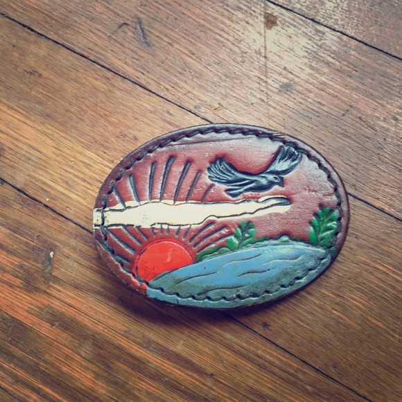 Vintage 1970s leather belt buckle