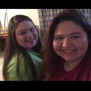 Meet your Posher, Alexis