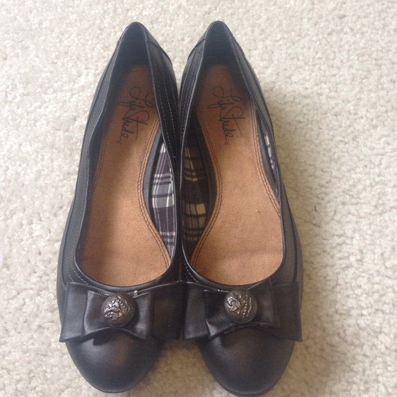 Life stride ballet flats