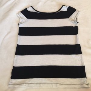 Gap size small black and white striped tee