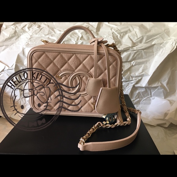 🚫❌Not available🚫❌💯% Authentic ChanelVanity 2016