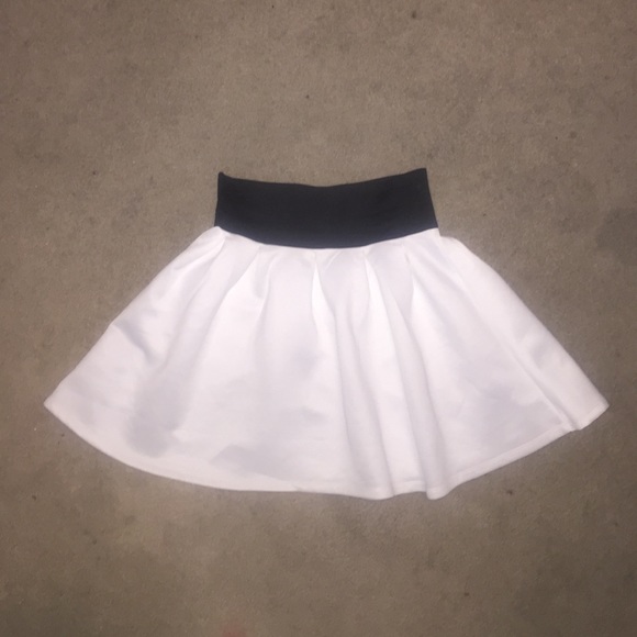 High waisted vintage skater skirt
