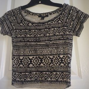 Short sleeve crop top